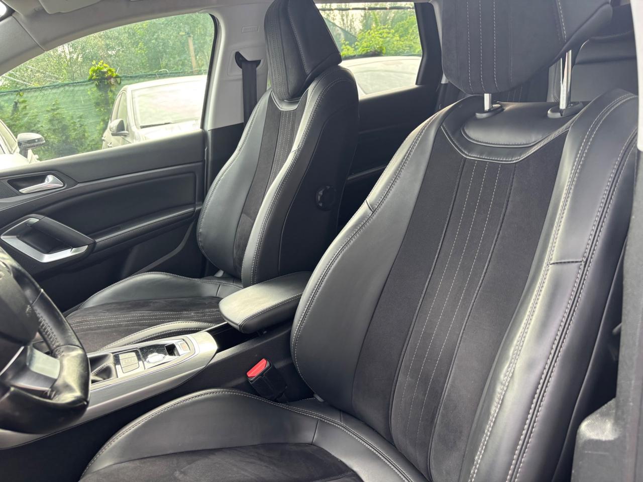 Peugeot 308 1.6 hdi 120cv automatica SW Allure