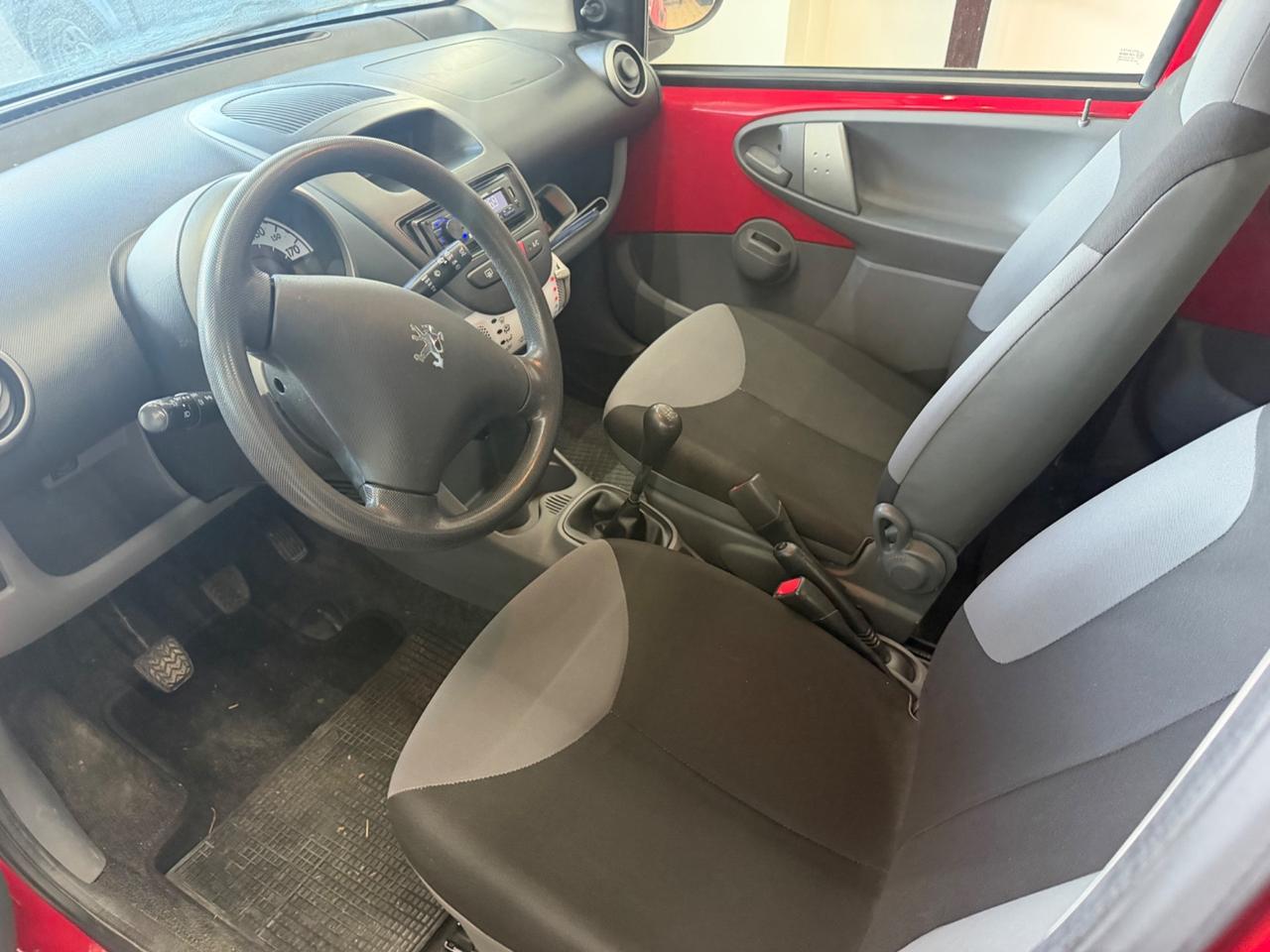 Peugeot 107 1.0 68CV 5p. Desir