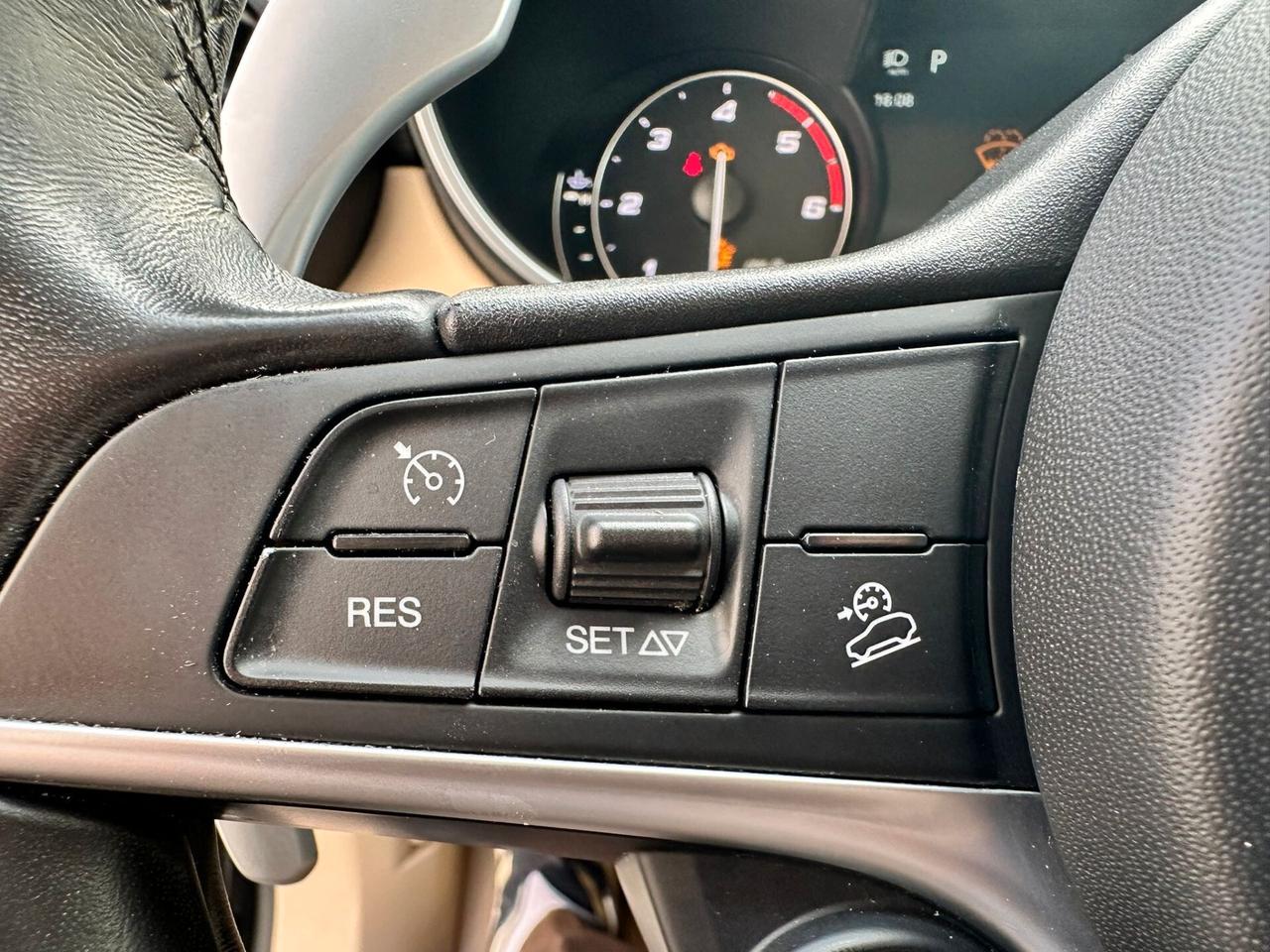 Alfa Romeo Stelvio 2.2 Turbodiesel 210 CV AT8 Q4 Super