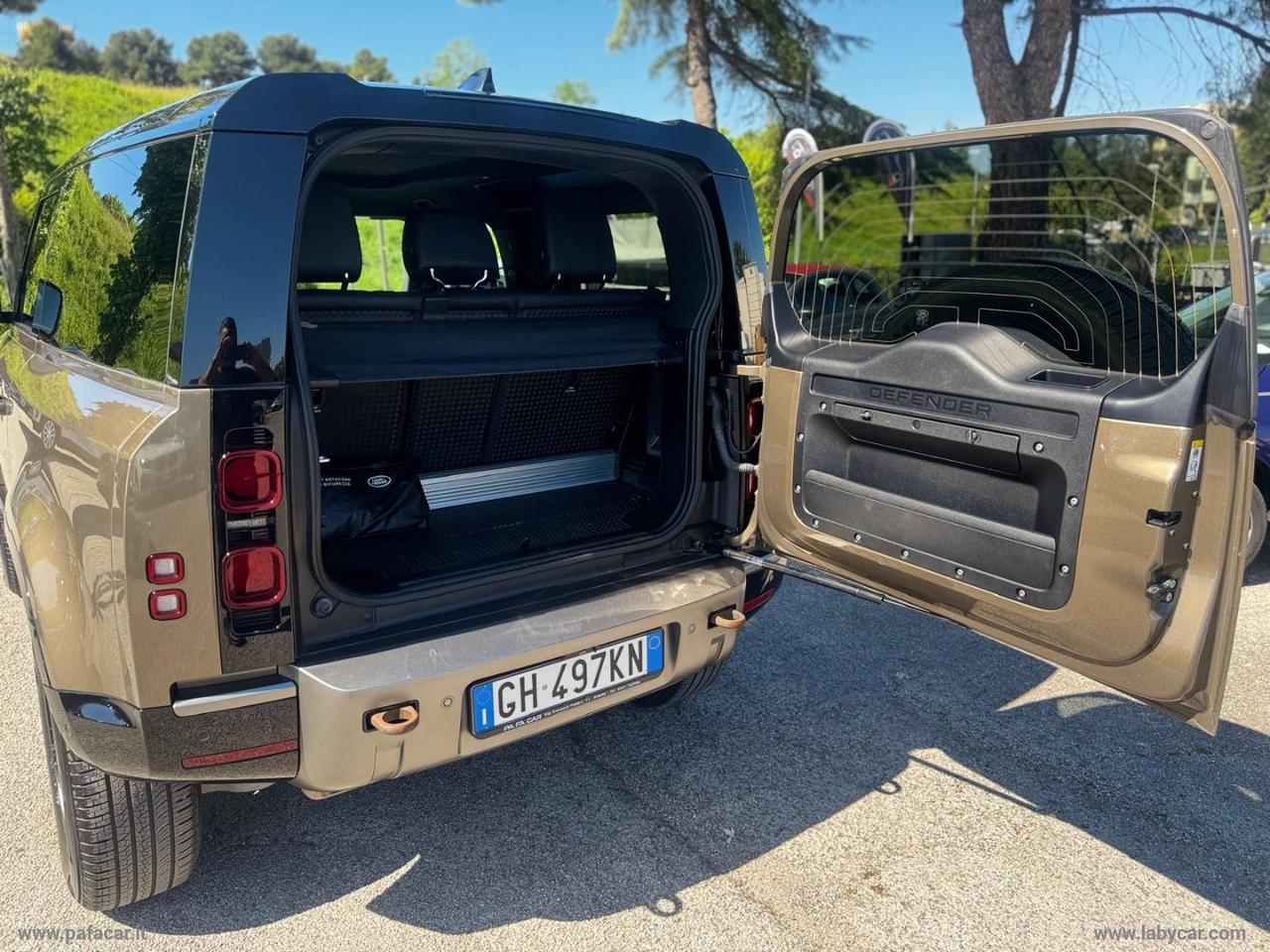 LAND ROVER Defender 90 3.0D I6 200 CV X-Dynamic S