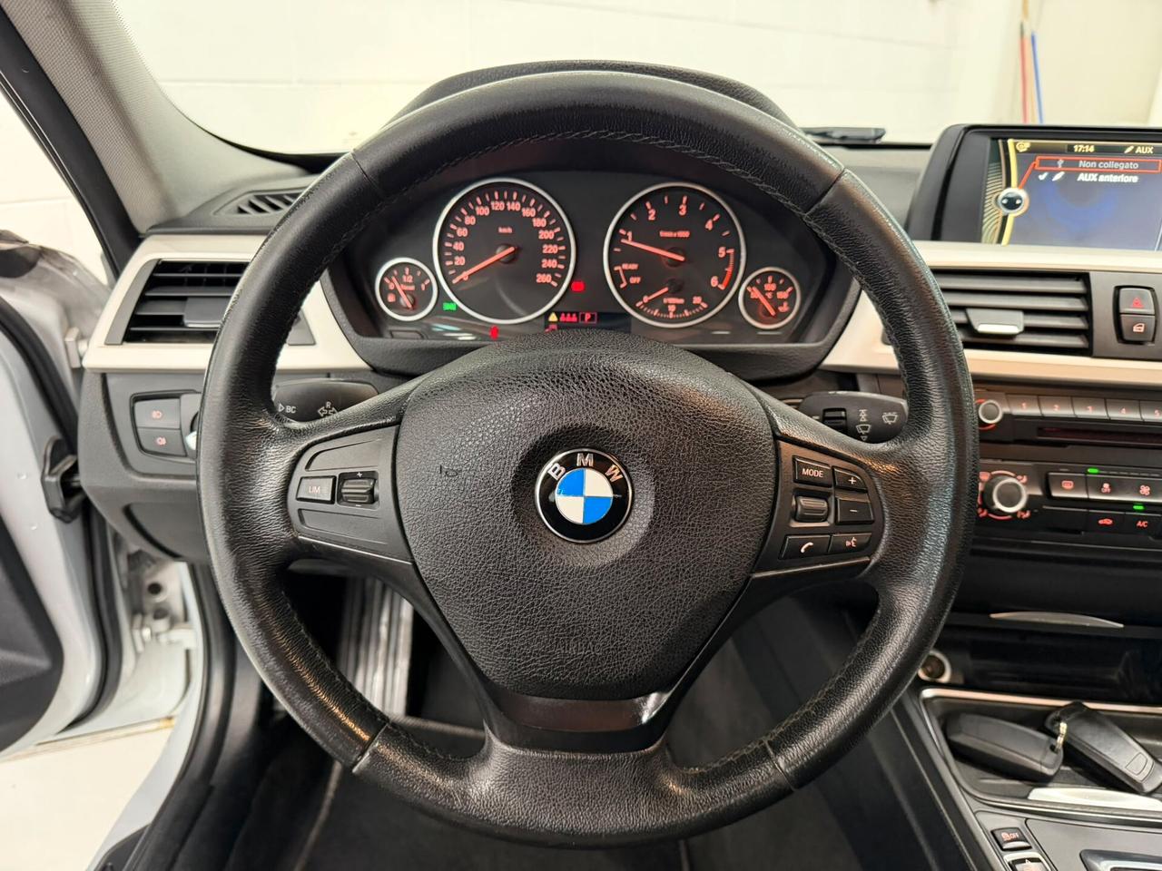 Bmw 318 318d Touring Luxury