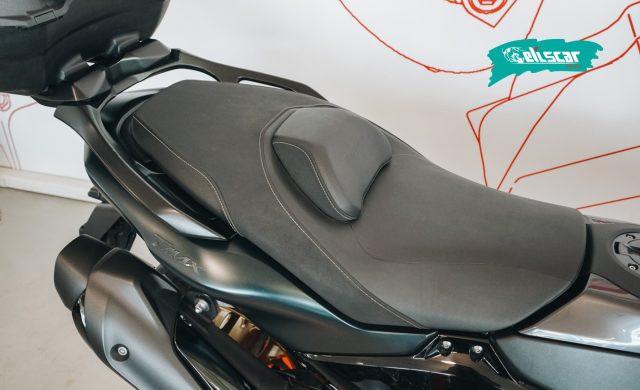 YAMAHA T-Max 560 TECH MAX