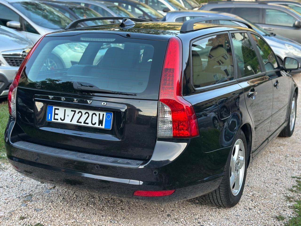 Volvo V50 D2 POLAR UNICOPR KMCERT