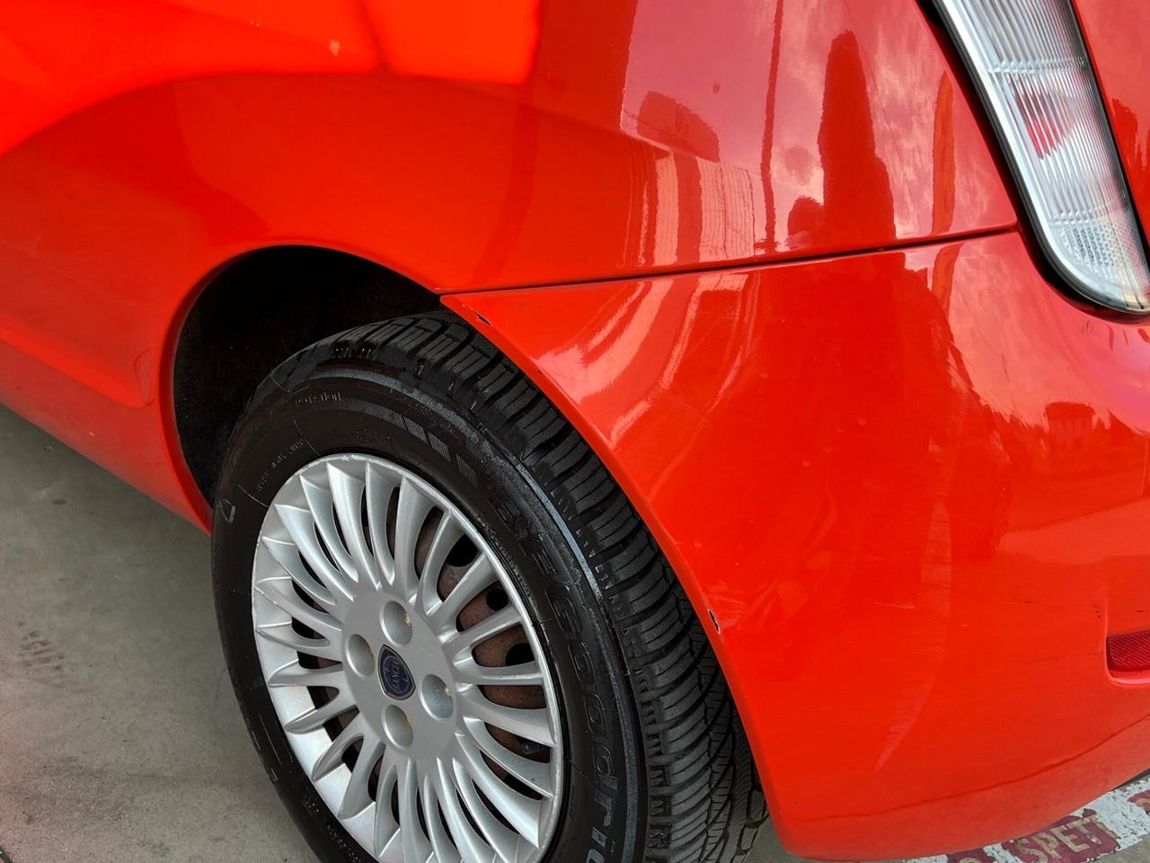 Lancia Ypsilon 1.2 Oro