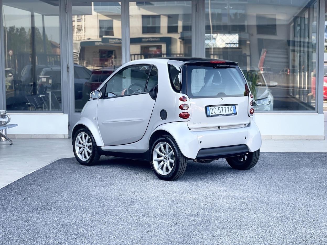 Smart ForTwo 700 Benzina 61CV Automatica - 2006