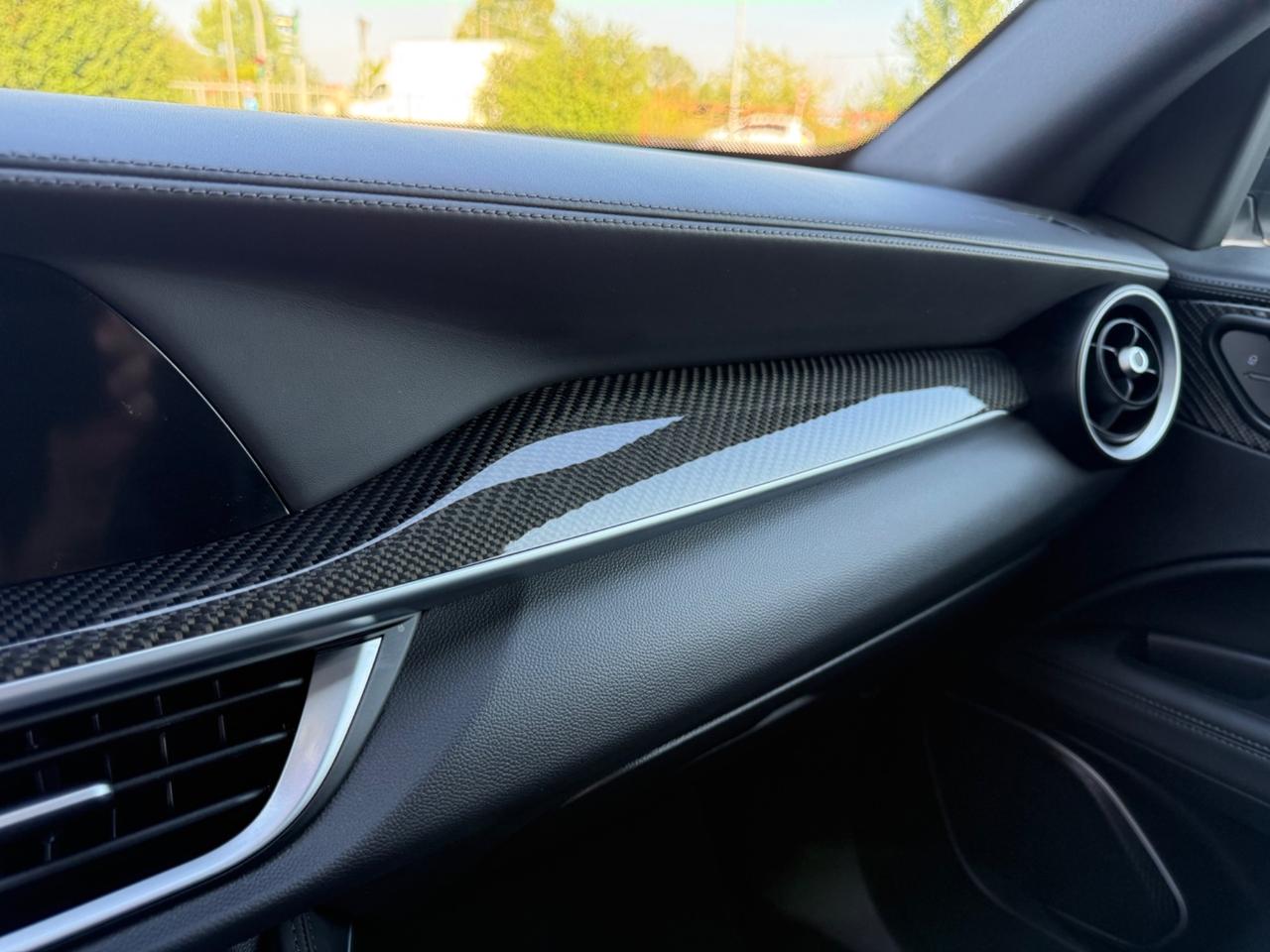 Alfa Romeo Stelvio 2.2 210 CV AT8 Q4 Veloce Tì