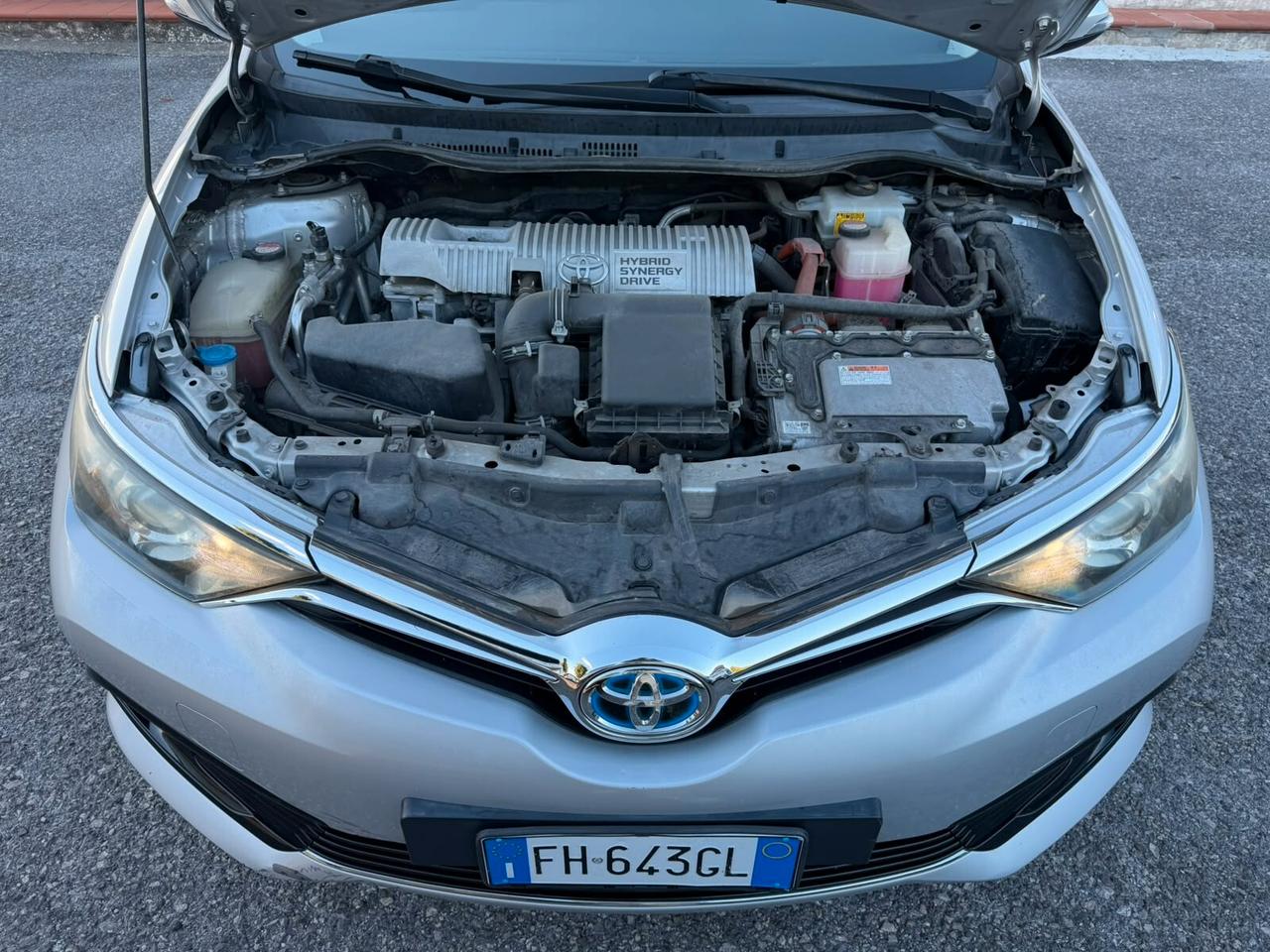 Toyota Auris Touring Sports 1.8 Hybrid Lounge