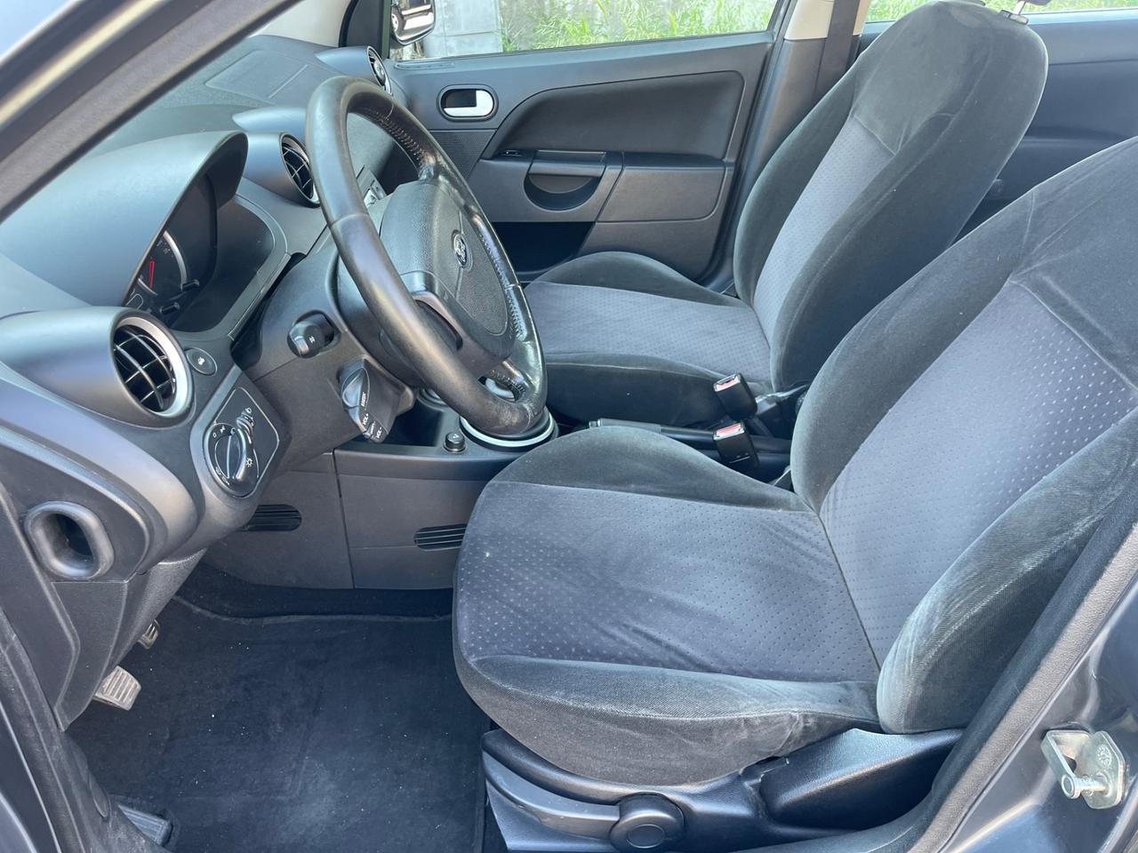 Ford Fiesta 1.2 16V 5p.Ghia euro4 neopatentati