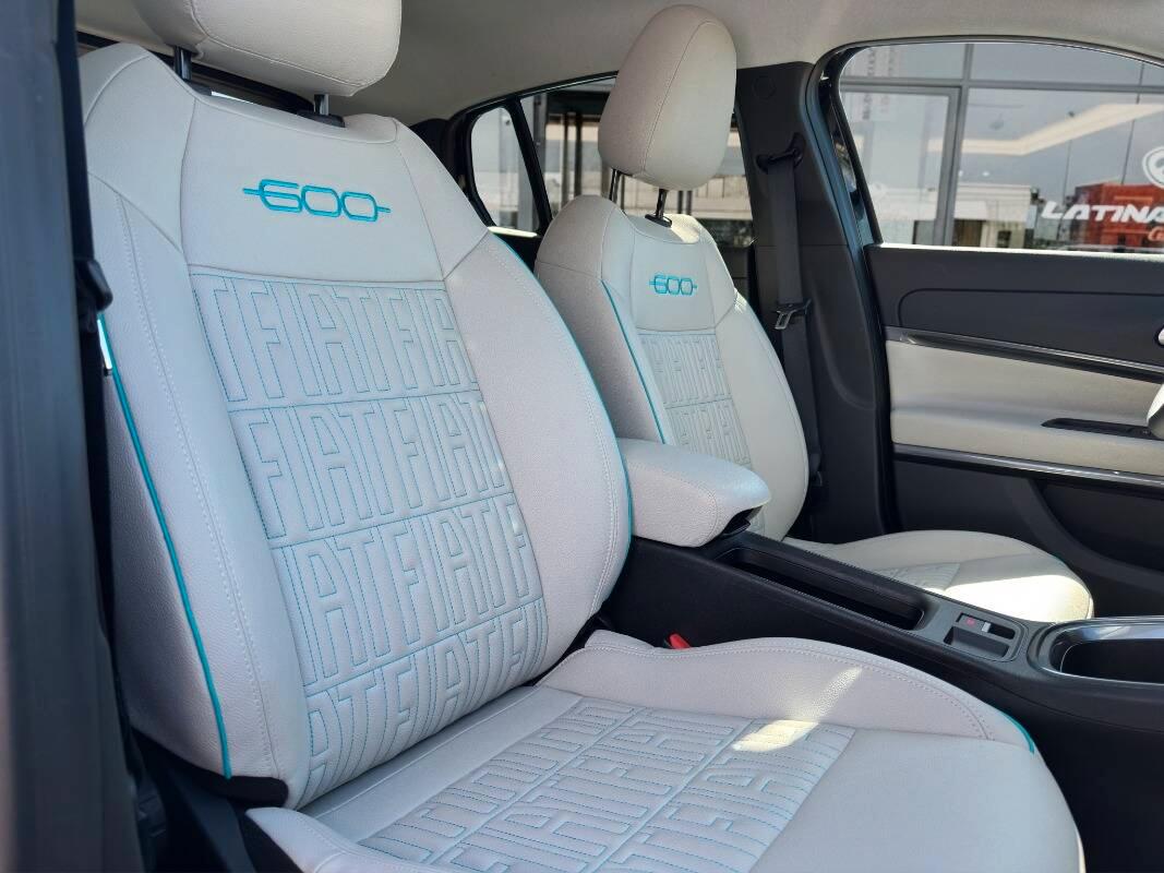 Fiat 600 1.2 hybrid La Prima 110cv AUTOMATICA E CARPLAY
