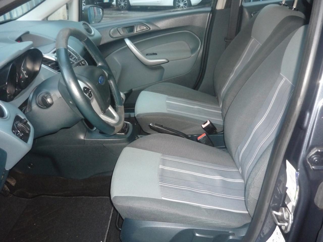 Ford Fiesta 1.4 5 porte Bz.- GPL Titanium