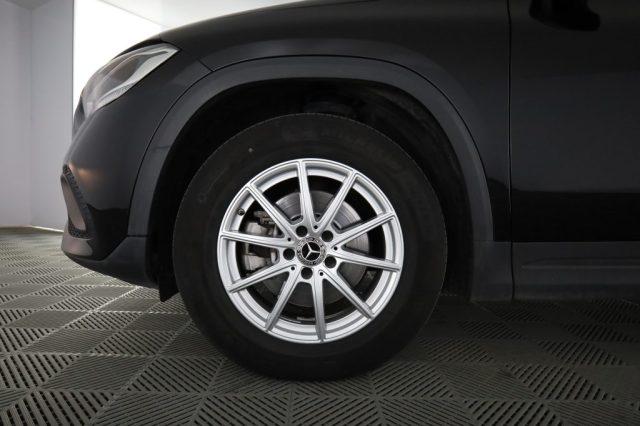 MERCEDES-BENZ CLA sse GLA GLA 180 d Automatic Business