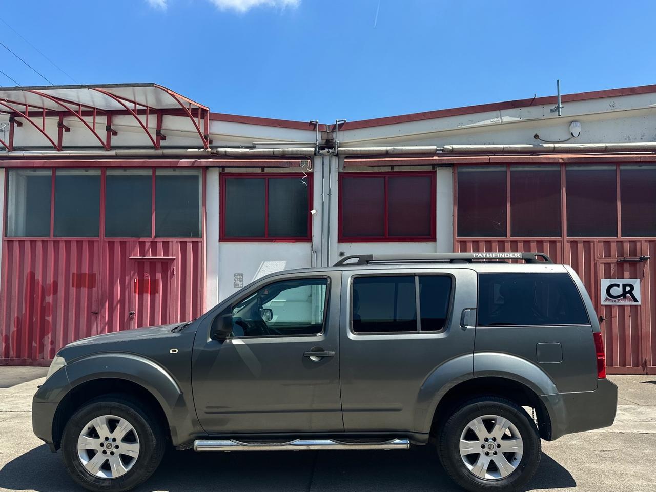 Nissan Pathfinder 2.5 dCi XE Plus