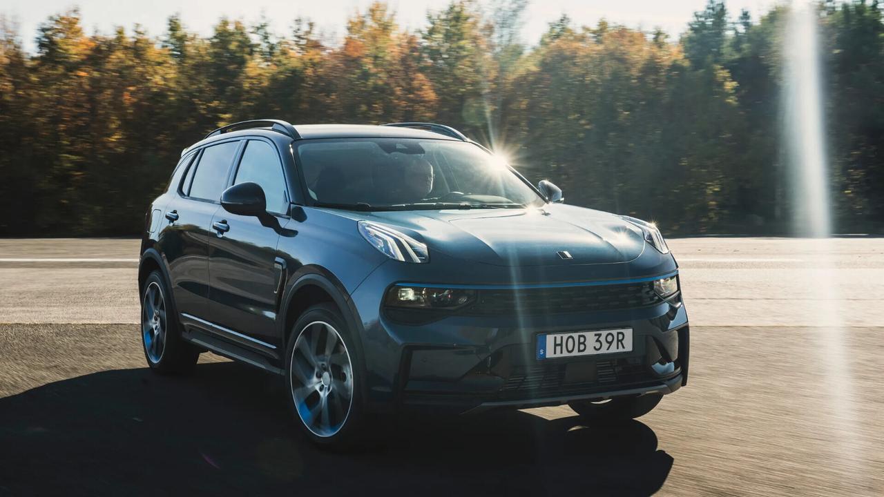 Lynk&co 01 Plug-in 179 cv Tetto/360/Led/cerchi 20/bicolore