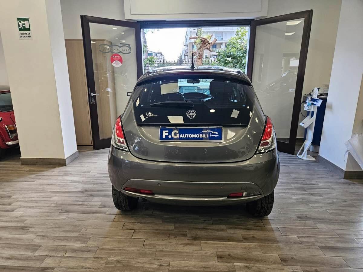 Lancia Ypsilon 0.9 TwinAir 5 porte Metano Ecochic Gold 84CV