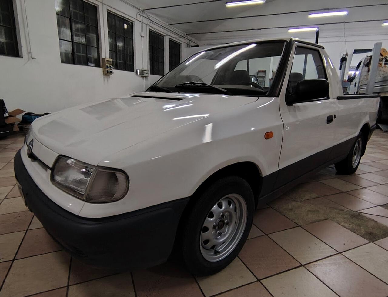 Skoda Pick-up 1.3 LX Cassonato