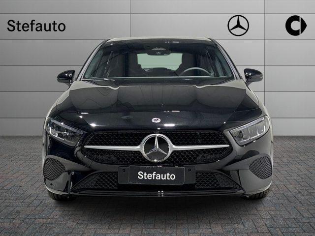 MERCEDES-BENZ A 180 d Automatic Advanced