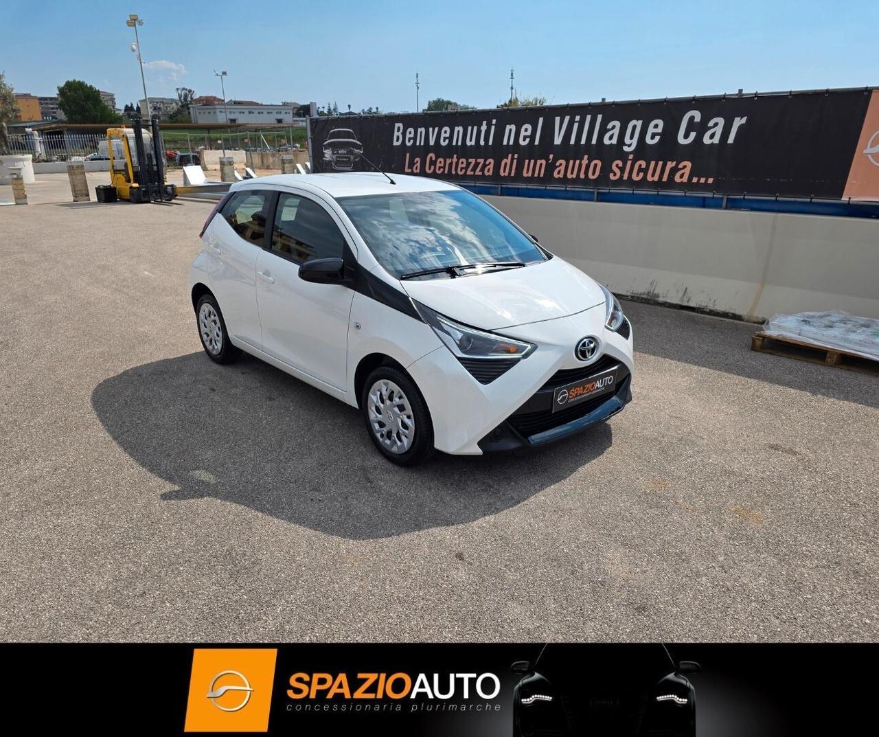 Toyota Aygo Connect 1.0 VVT-i 72 CV *CONFORT*