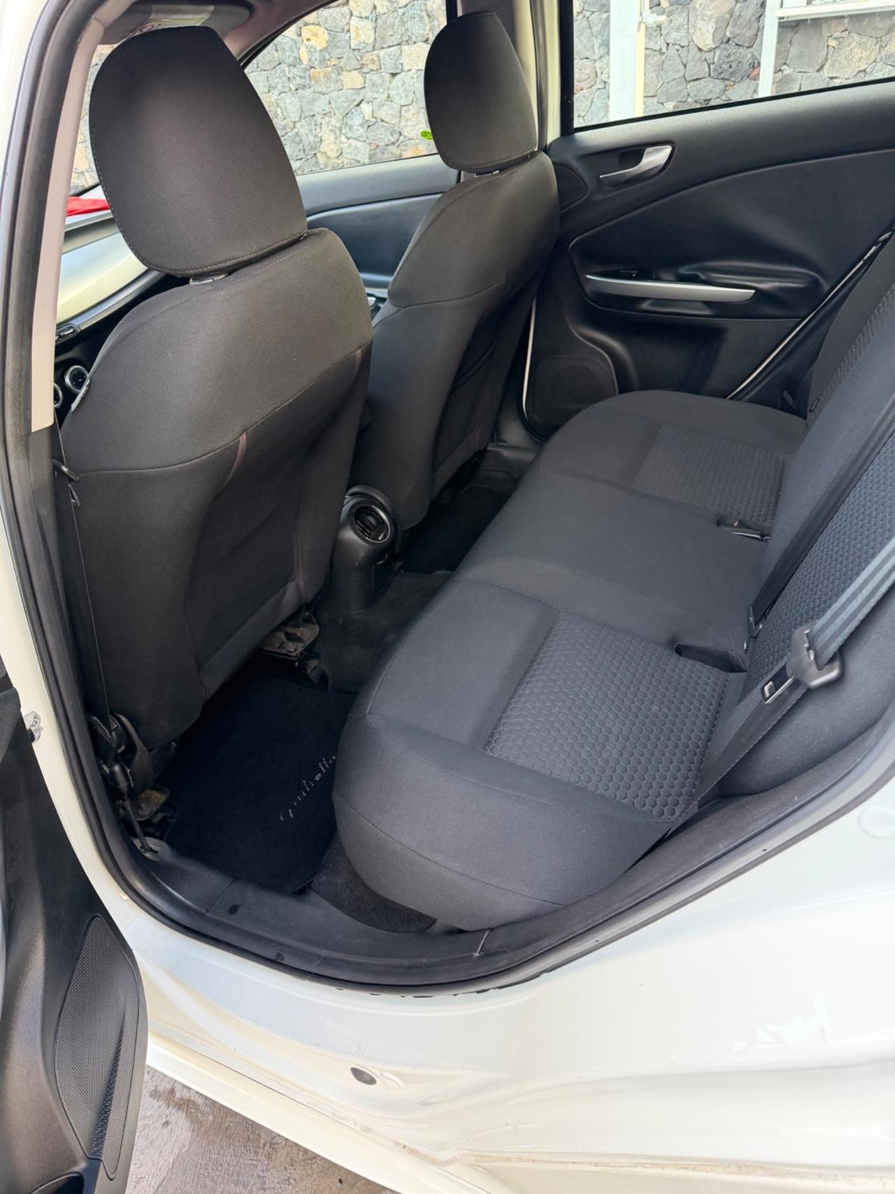 Alfa Romeo Giulietta 1.6 JTDm-2 105 CV