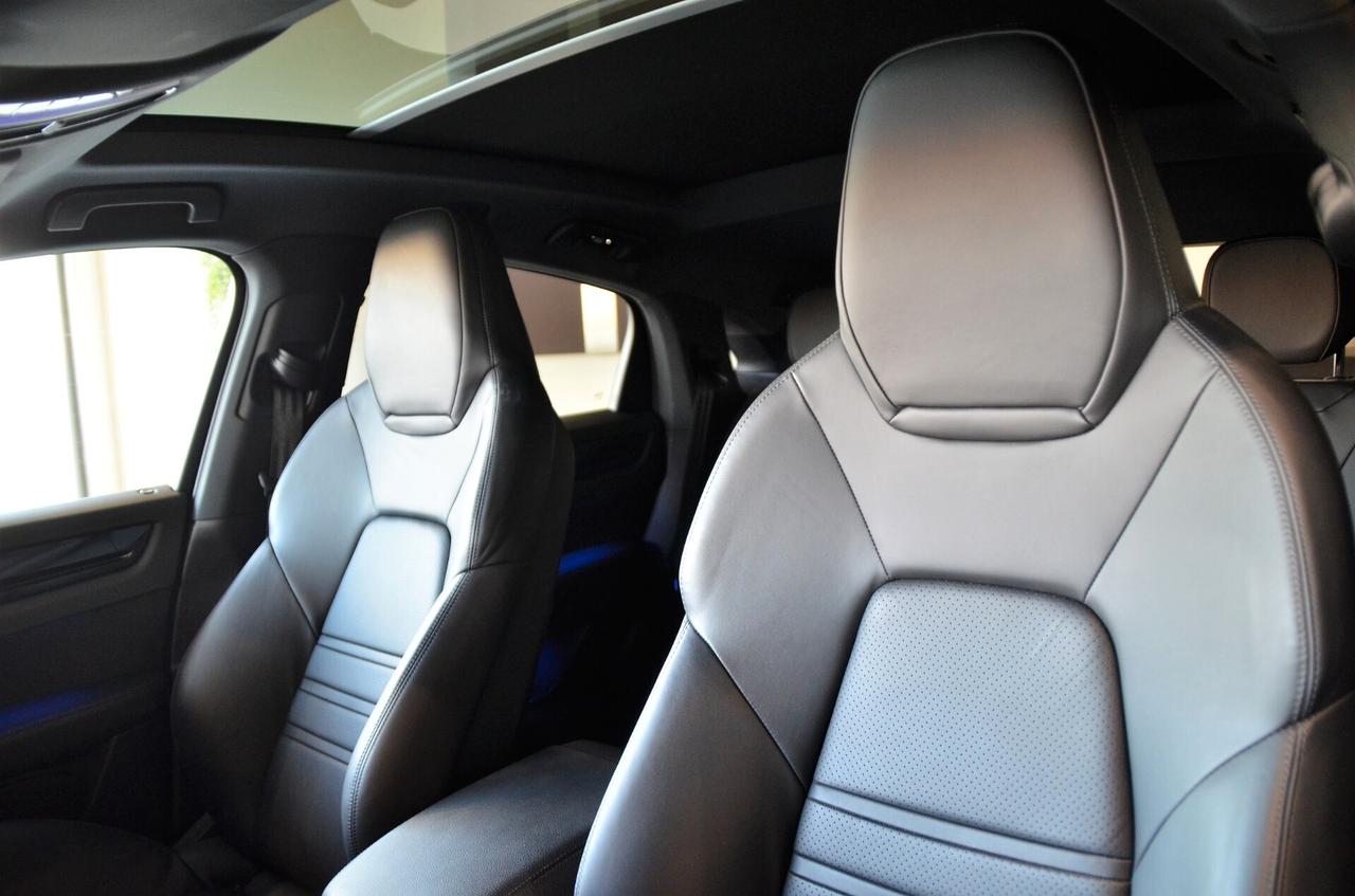 PORSCHE CAYENNE COUPÉ 3.0 V6