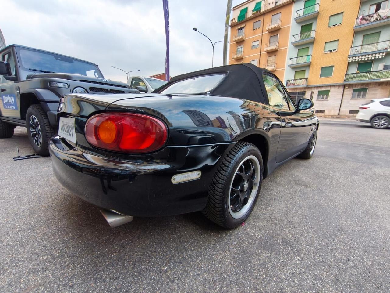 Mazda MX-5 1.6i 16V NB