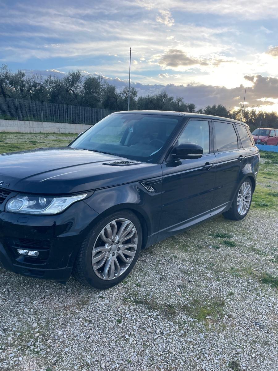 LAND ROVER - Range Rover Sport - 3.0 TDV6 HSE Dynamic