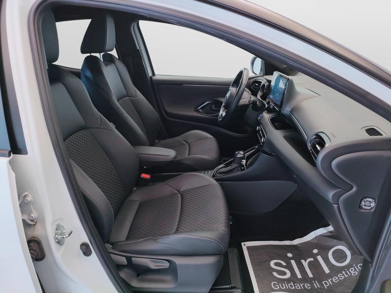 TOYOTA Yaris IV 2020 - Yaris 1.5h Style