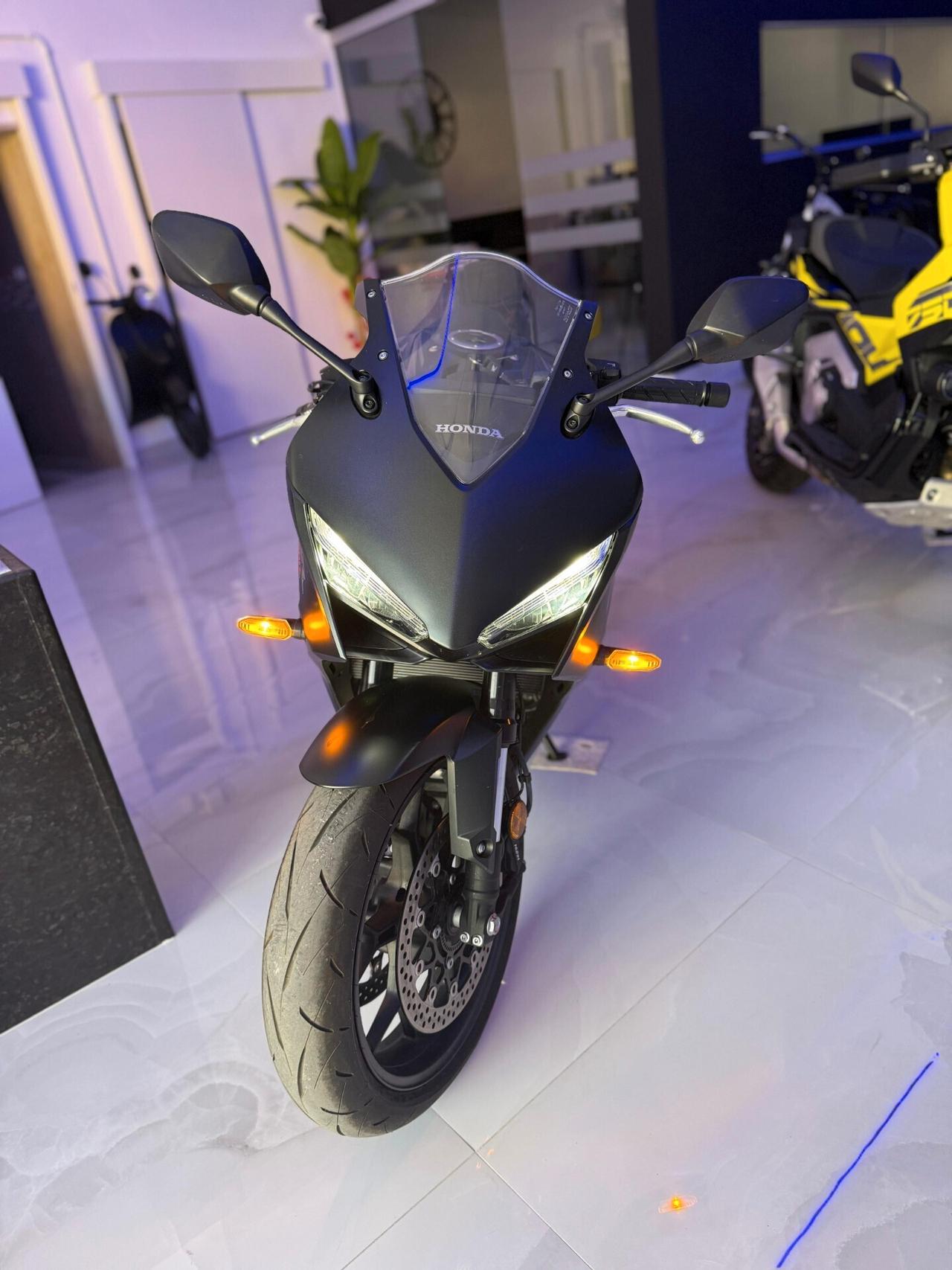 Honda CBR 650 R