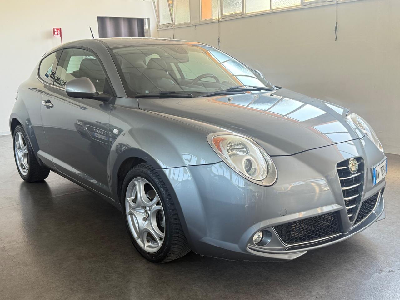 Alfa Romeo MiTo 1.6 JTDm 16V Distinctive Sport Pack ok neopatentati