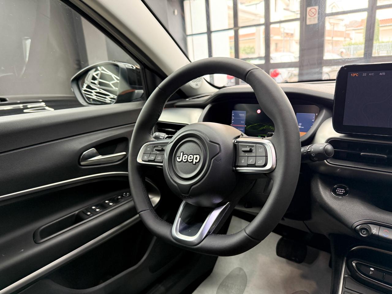 Jeep Avenger 1.2 Turbo MHEV SUMMIT