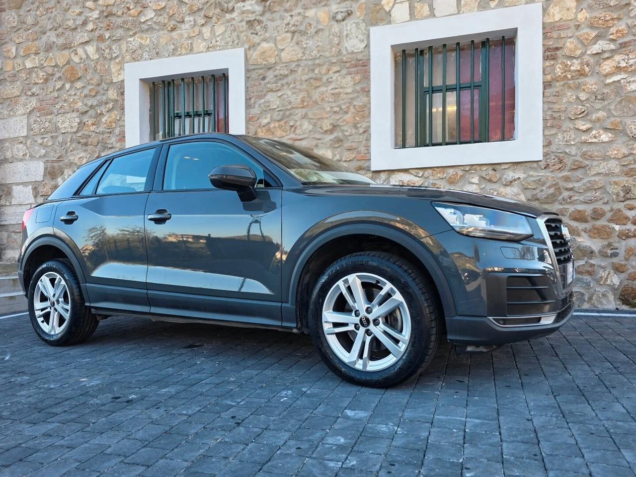 Audi Q2 1.6 TDI S tronic Business