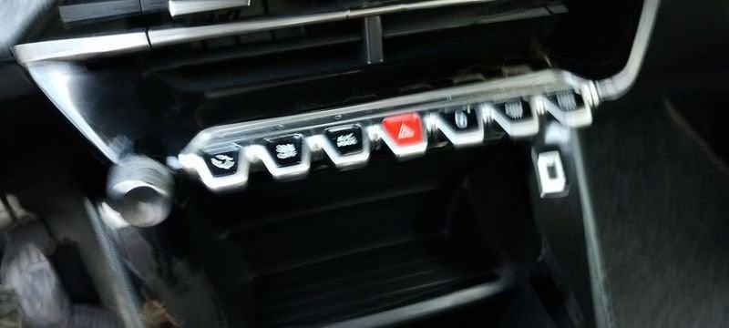 Peugeot 2008 PureTech 100 S&S Allure