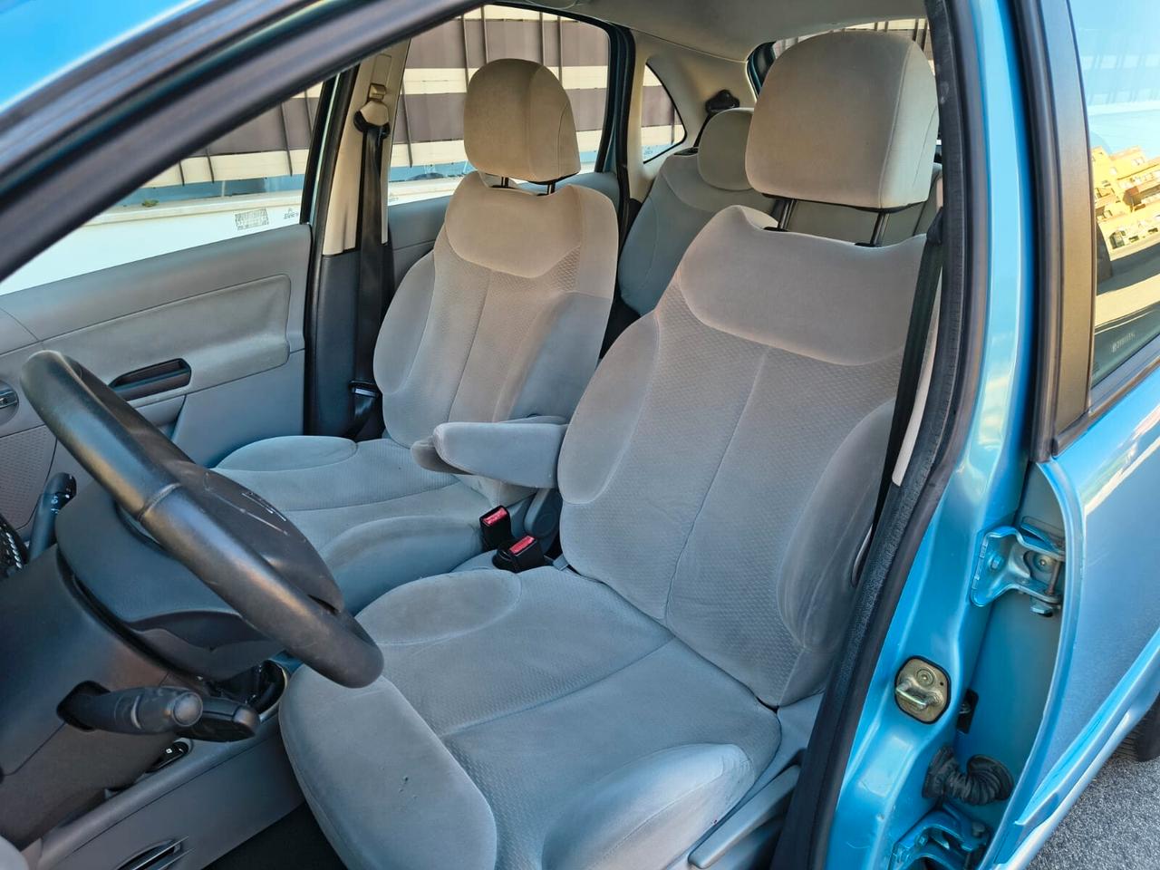 Citroen C3 1.1 BENZINA 46.000KM ORIGINALI NEOPATENTATI