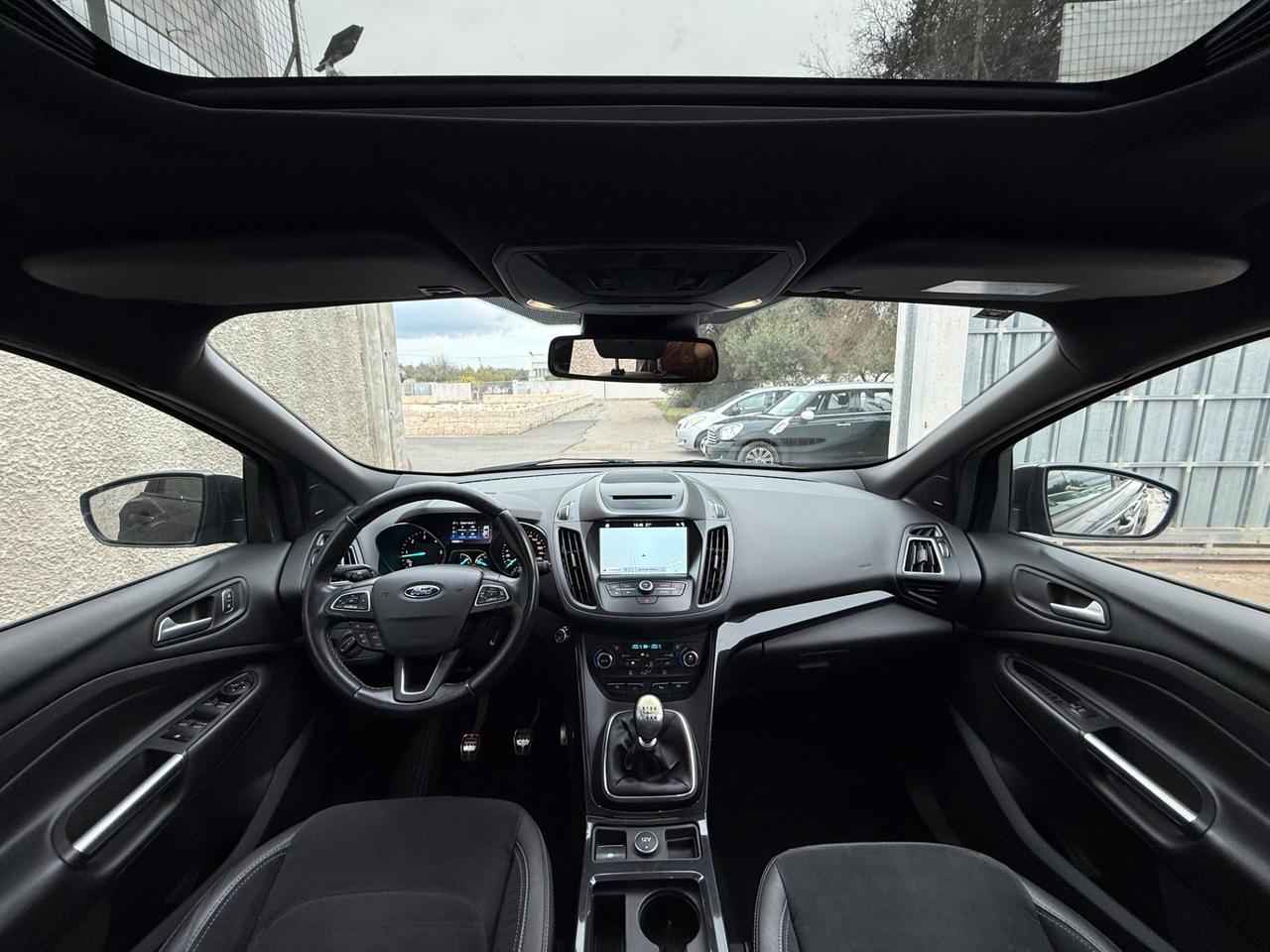 Ford Kuga 2.0 TDCI 150 CV 2WD ST-Line,TETTO APRIBILE,Pelle e Alcantara,Led+Xeno,ecc.