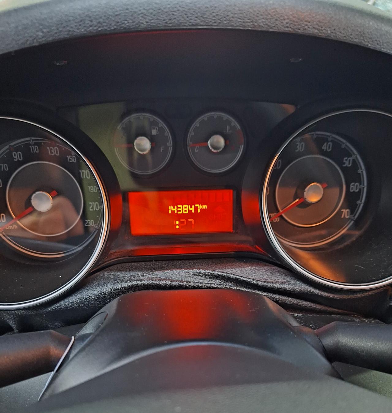 Fiat Punto Street 1.4 8V Natural Power Lounge