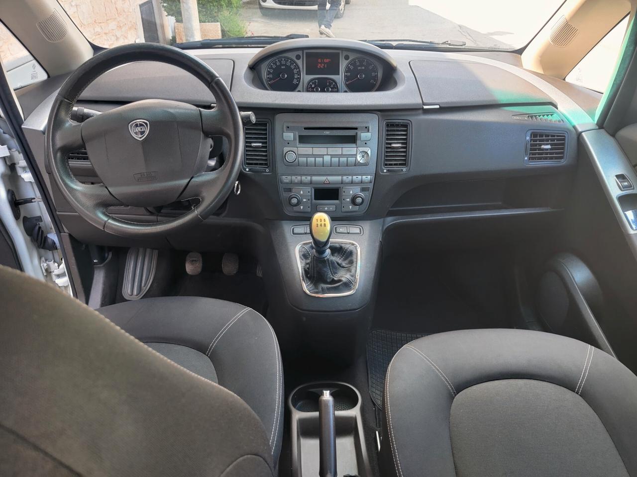 Lancia MUSA 1.4 8V Ecochic (GPL) Gold 2012