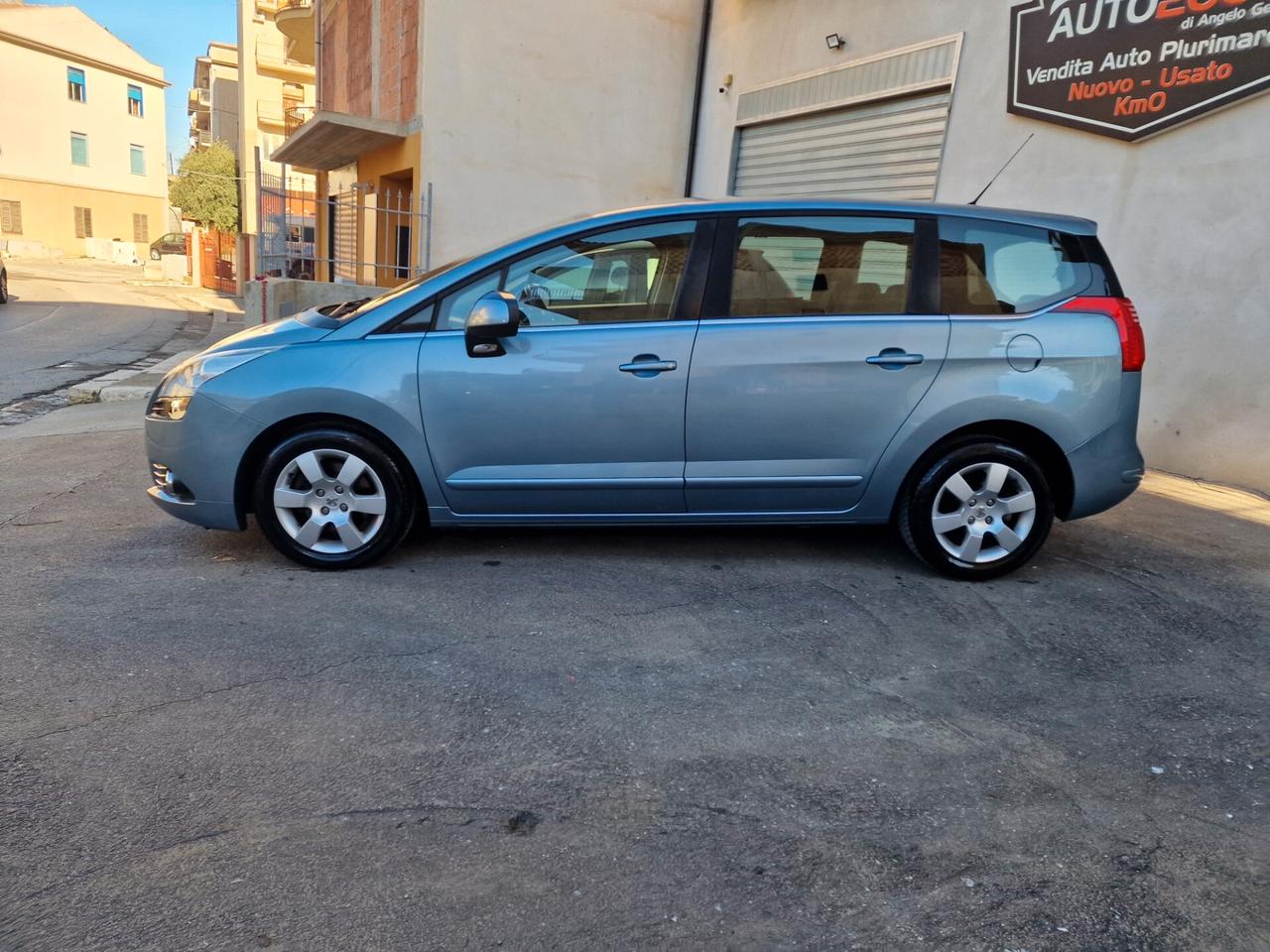 Peugeot 5008 2.0 HDi 150CV Tecno