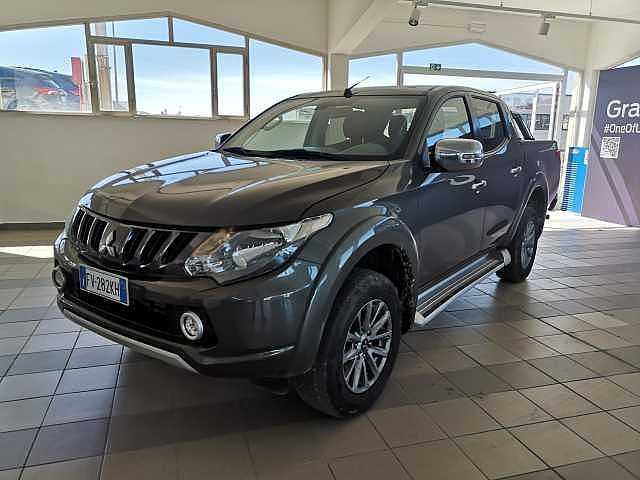 Mitsubishi L200 2.4 DI-D/154CV Double Cab Invite