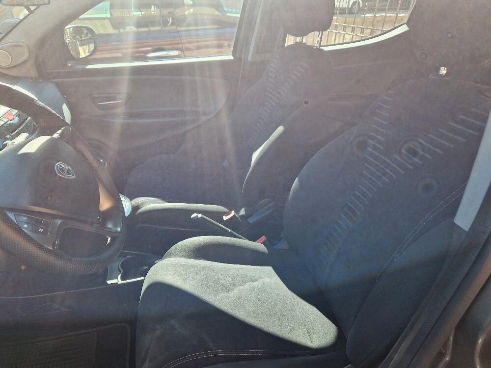 Lancia Ypsilon 1.2 69 CV 5 porte GPL Ecochic Platinum