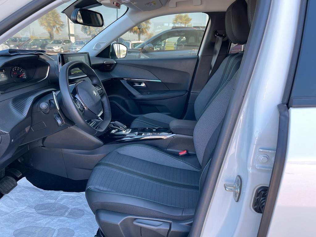 Peugeot 2008 ALLURE PACK PureTech 130 EAT8 SPOTICAR