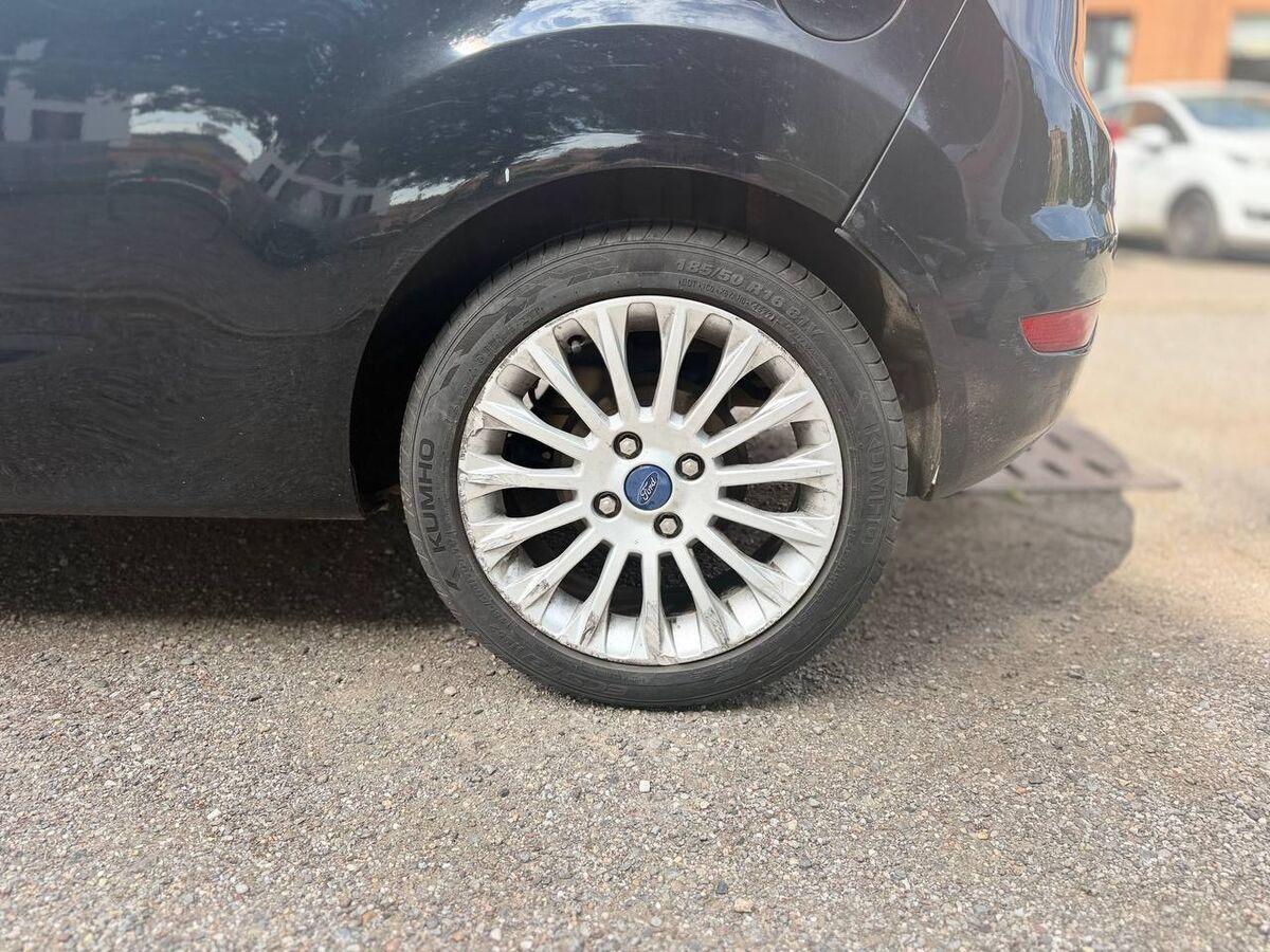 Ford Fiesta 3 Porte 1.4 tdci + 3p