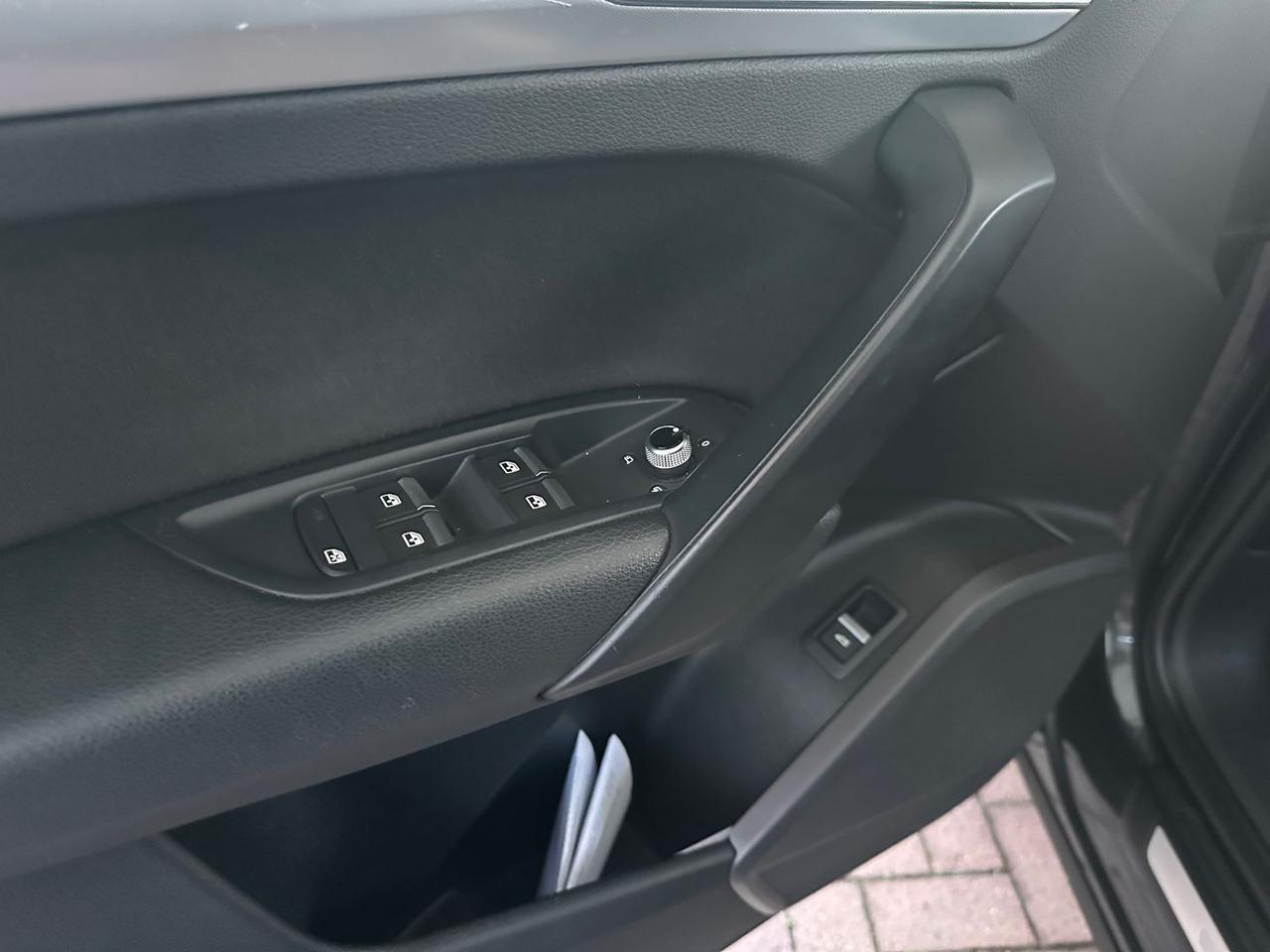 Audi Q5 Sport 2.0 35 TDI #7429