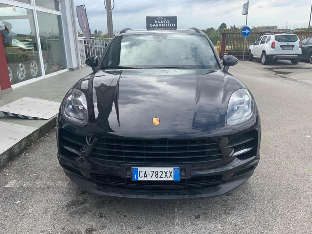 PORSCHE Macan 2.0