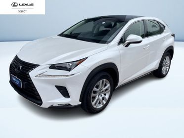 Lexus NX 300H 2.5 PREMIUM 4WD CVT