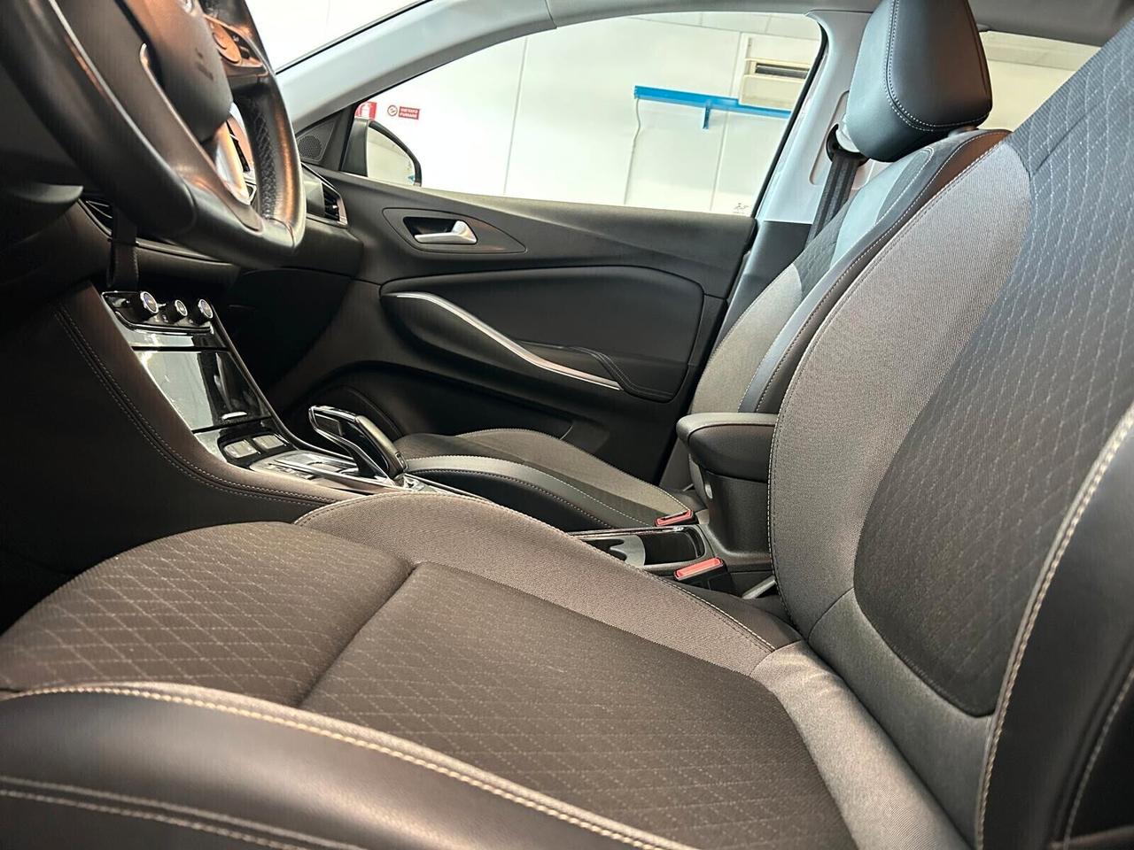 Opel Grandland BUSINESS ELEGANCE 1.5 diesel Ecotec aut. SPOTICAR