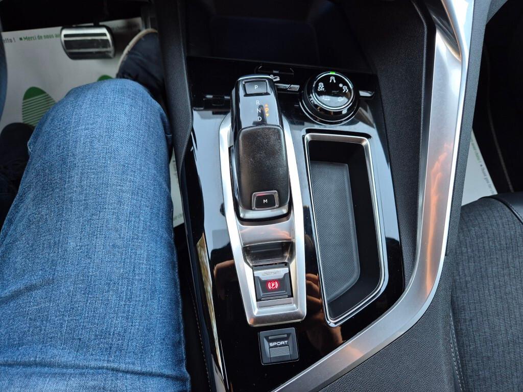 Peugeot 3008 GT-LINE EAT8 BlueHDi 130CV