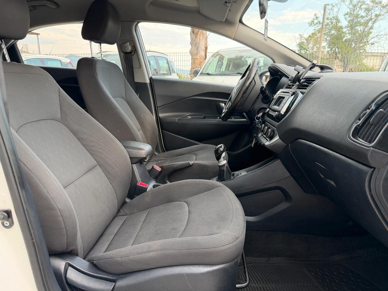 KIA RIO ANNO 2016 1.1 DIESEL 75 CV *GRANDINATA