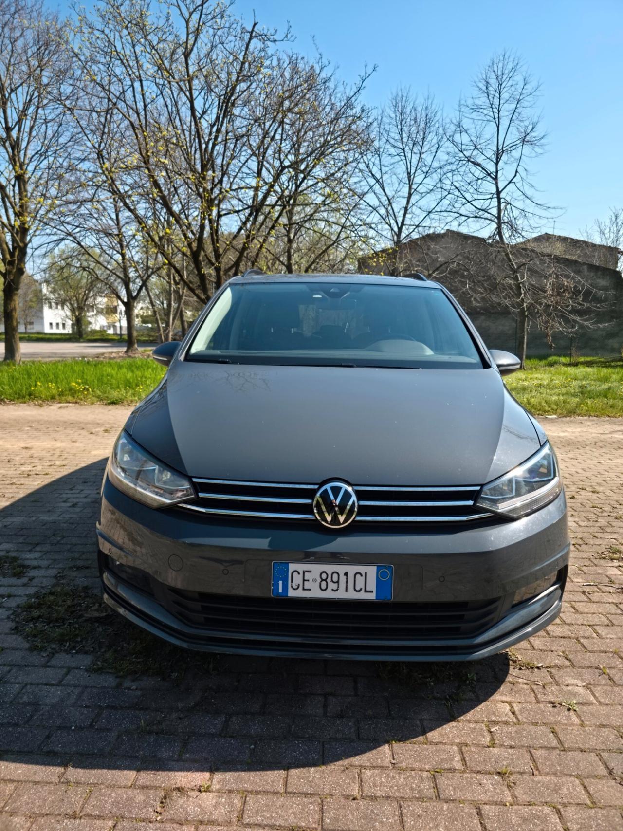 Volkswagen Touran 7 Posti 2.0 TDI 150 CV SCR DSG Executive BlueMotion Tech. TAGLIANDI UFFICIALI