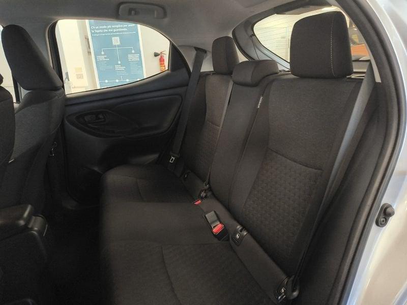 Toyota Yaris Hybrid Trend MY22