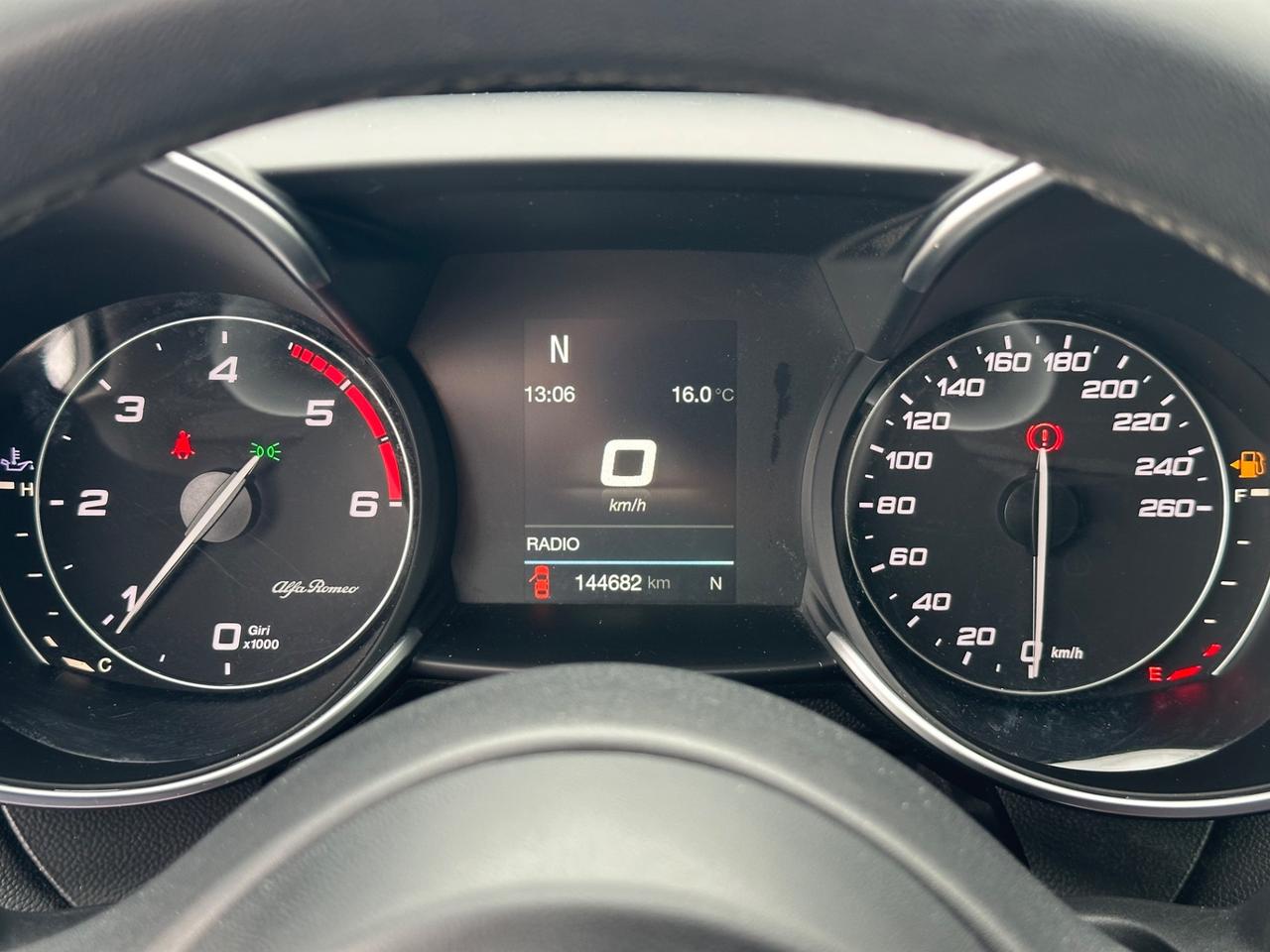 Alfa Romeo Giulia 2017 2.2 150 CV Launch Edition