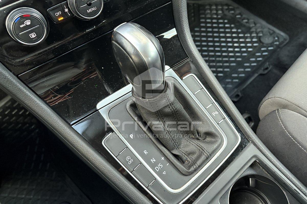 VOLKSWAGEN Golf 1.5 TGI DSG 5p. Executive BlueMotion Technology